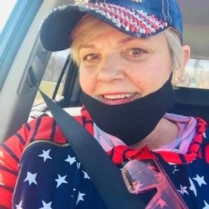 Meet your Posher, Joanne